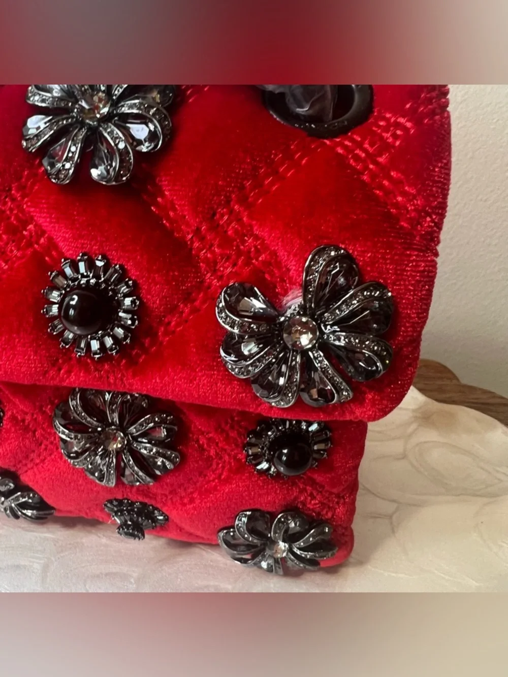 Kurt Geiger London Red Velvet Embellished Mini Kensington Bag NWT - Picture 4 of 16